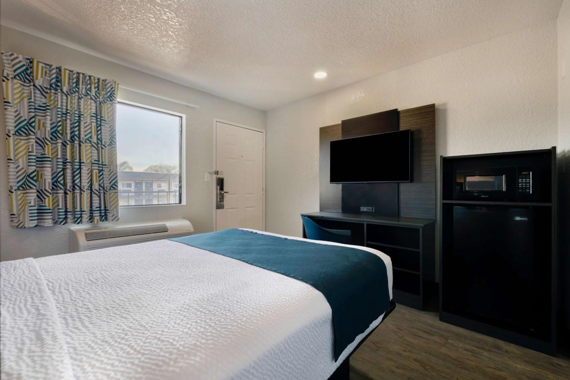 Motel 6-Anaheim, Ca - Fullerton East Exteriér fotografie