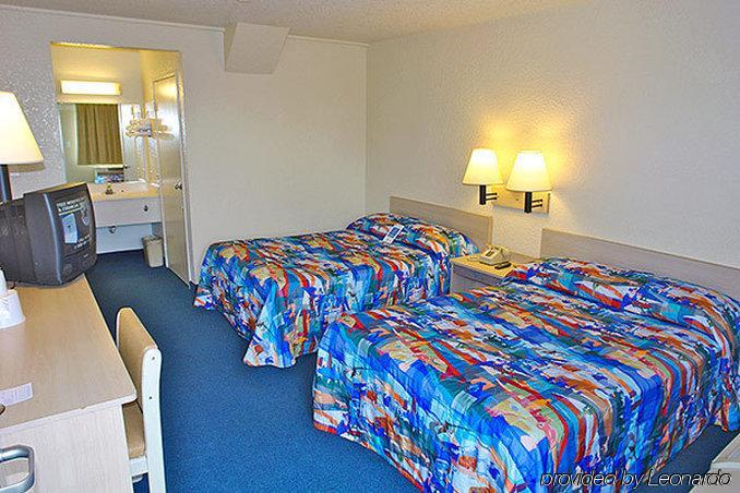 Motel 6-Anaheim, Ca - Fullerton East Exteriér fotografie