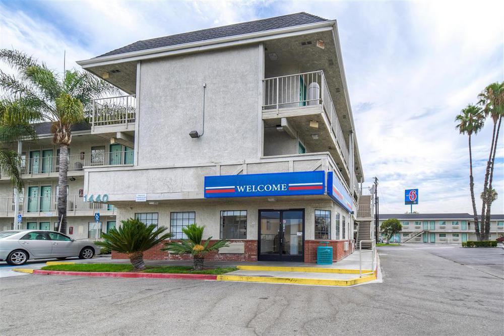 Motel 6-Anaheim, Ca - Fullerton East Exteriér fotografie